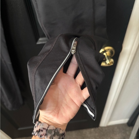 Nike Black Active Leggings with Ankle Zippers - Picture 3 of 7